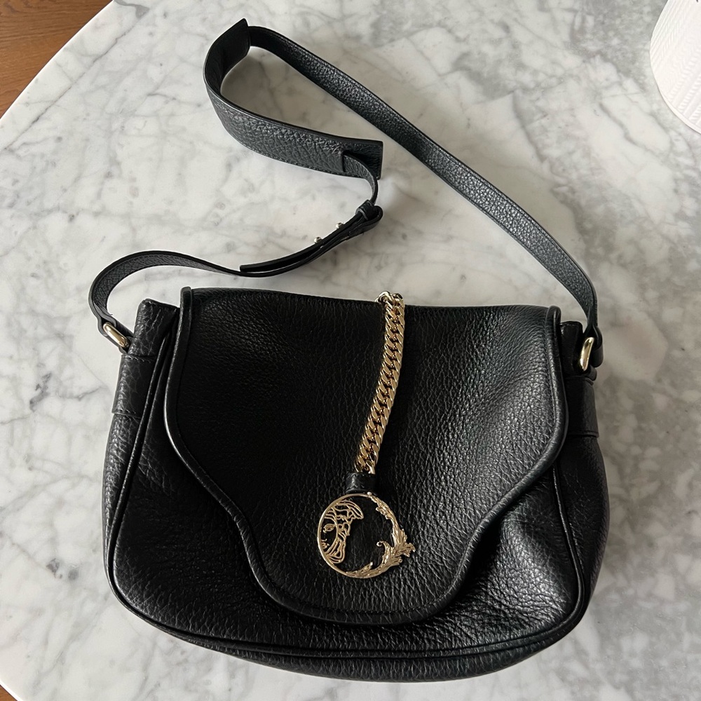 Gianni Versace pre-loved Shoulder Bag
